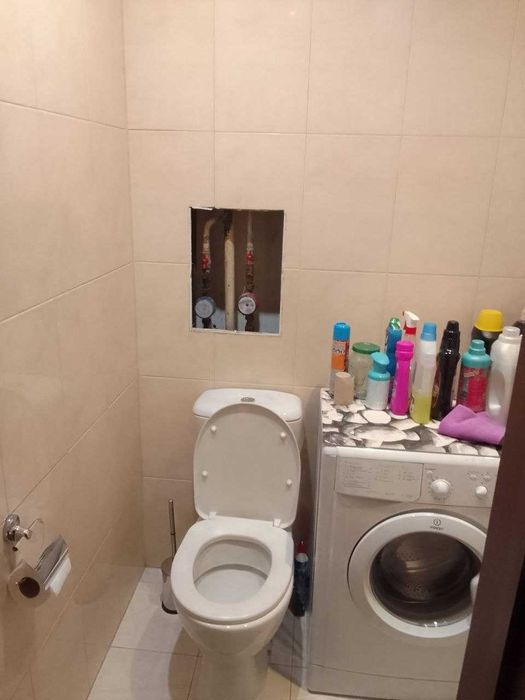 Продам 1 кімн. квартиру по вул. Срібнокільська. 50 кв.м. 79000