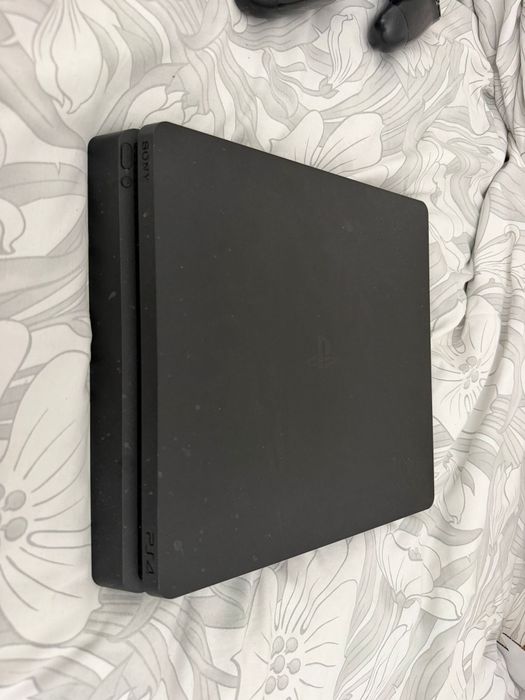 Playstation 4 Slim 1tb