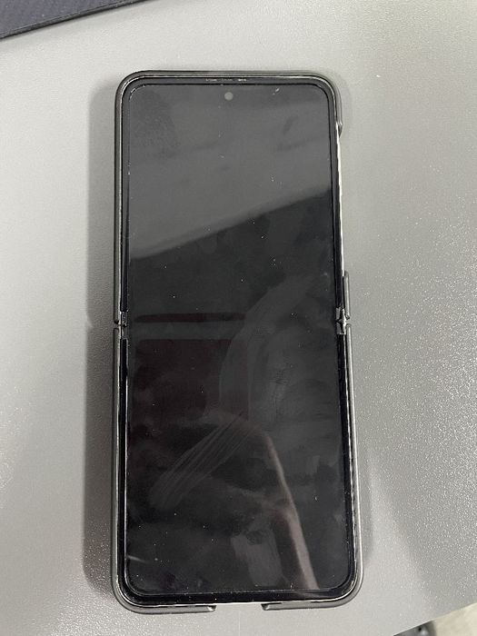 Samsung Galaxy Z Flip 3 128ГБ