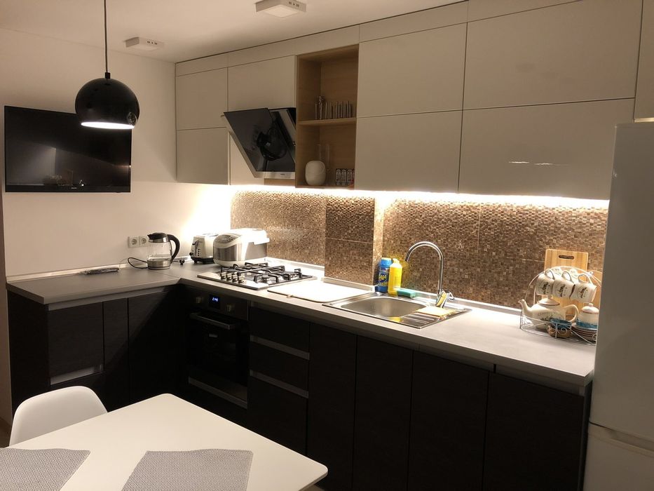 Продам 1ком квартиру на Победе 1  евроремонтом