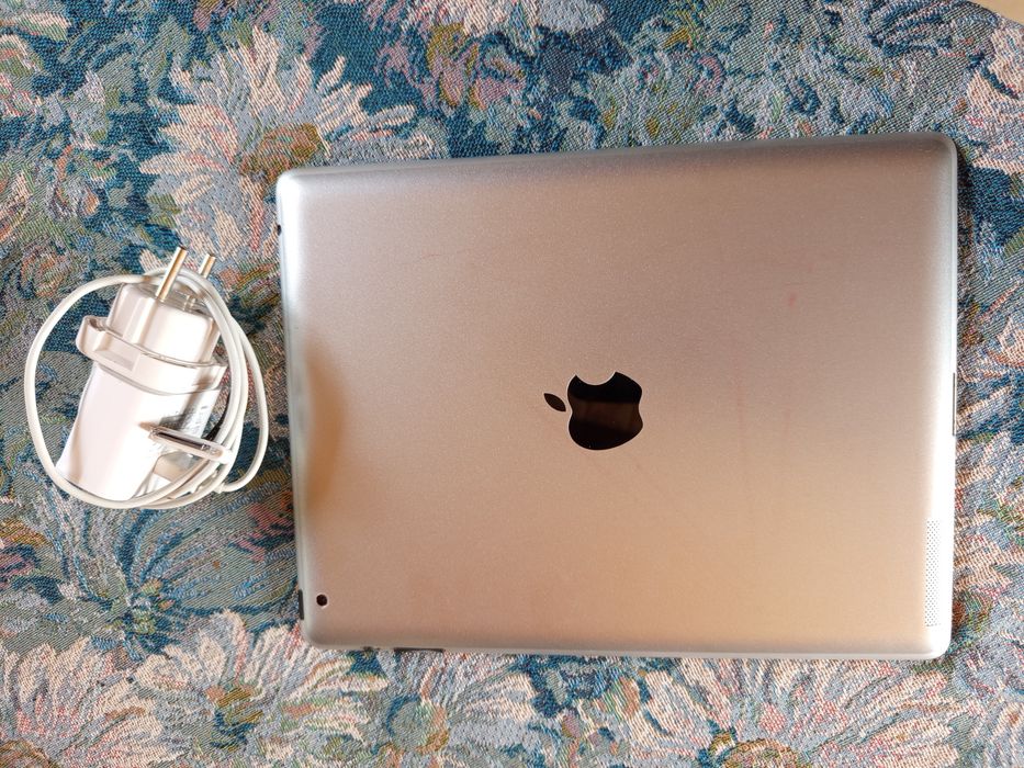 iPad - tablet - stary model