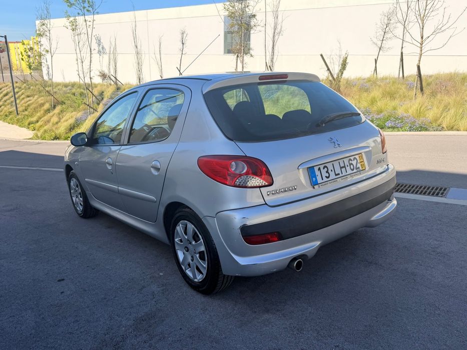 peugeot 206+  1.1 Gasolina