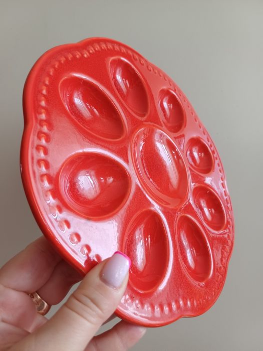 Talerzyk patera na jajka talerz taca czerwony ceramiczny półmisek vtg