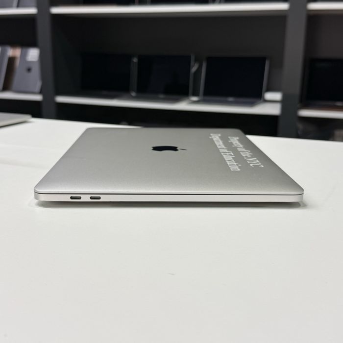 Ноутбук MacBook Pro 13 2019 i5/8GB/256GB Стан 9/10 + ГАРАНТІЯ 84459
