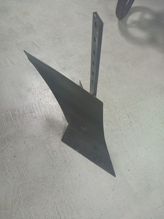 Плуг на мотоблок.