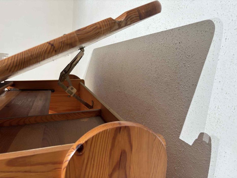 Używane biurko sosnowe z funkcją podnoszenia blatu REZERWACJA