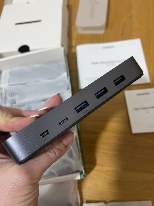 KVM-Перемикач Switch UGREEN 8K60Hz