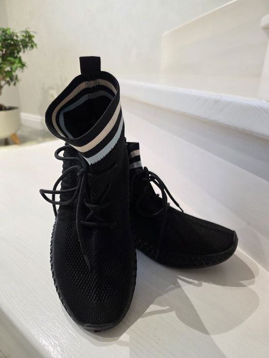 Спортивні дихаючі кросівки, мега зручні та комфортні