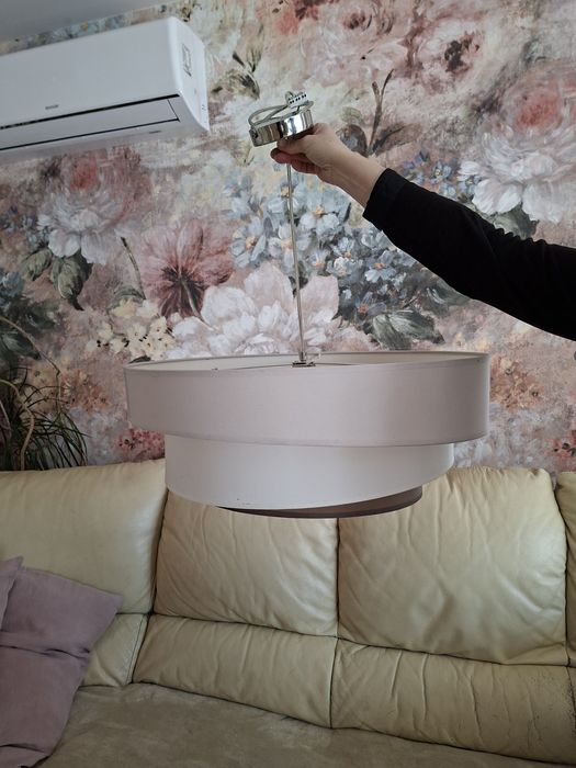 Lampa na 3 żarówki