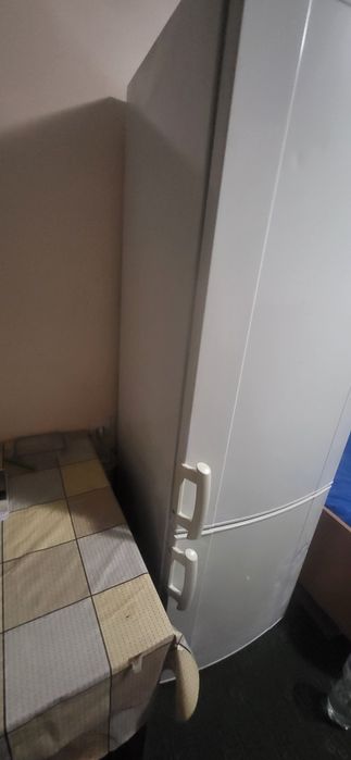 Продам холодильник Electrolux