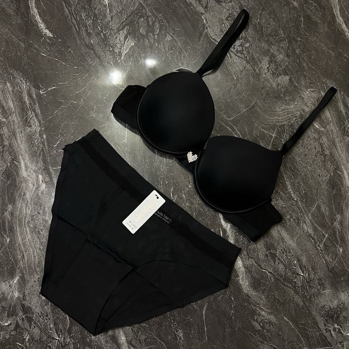 Гарна жіноча білизна