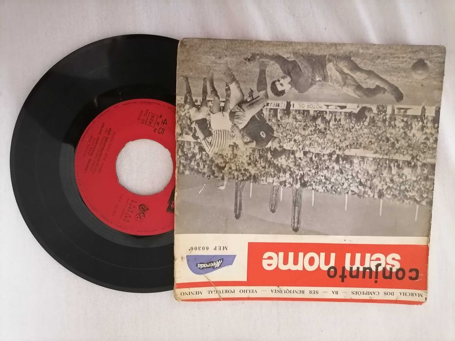 BENFICA Disco Single de Vinil SER BENFIQUISTA e Marcha dos Campeões Anos 60's Conjunto Sem Nome