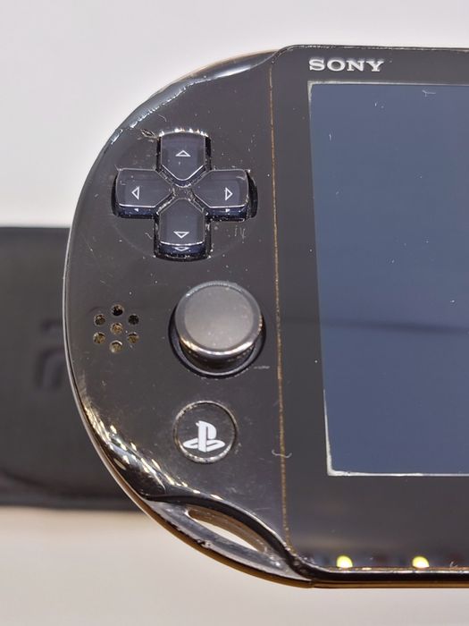 PS Vita 64 gb з іграми + чохол