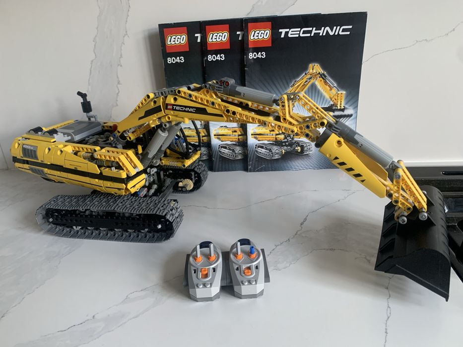 Lego 8043 Technic Motorized Excavator - Zmotoryzowana koparka