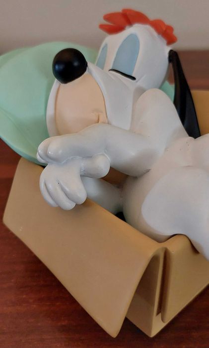 Figura do Droopy em resina.