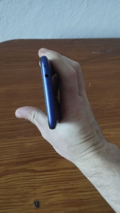 Продам Xiaomi redmi 7