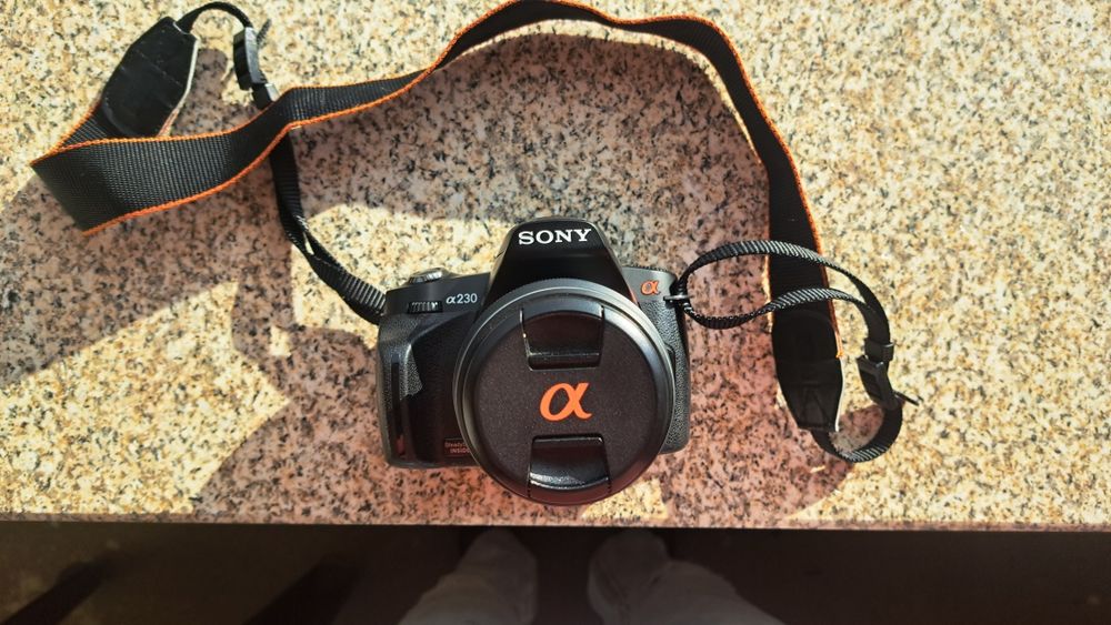Maquina fotografica Sony A230