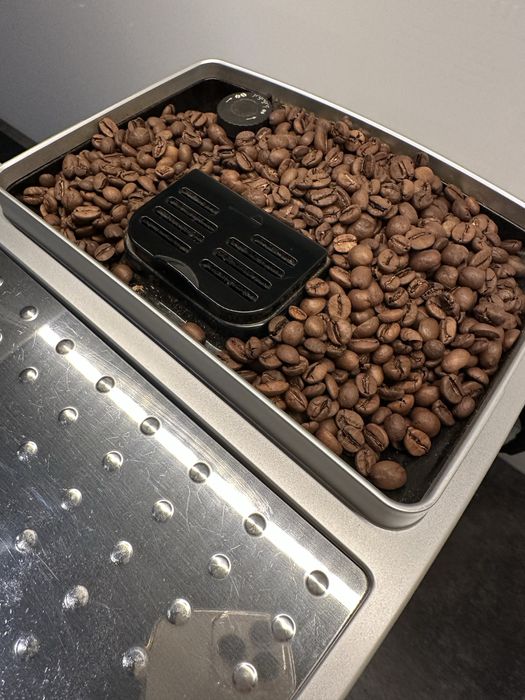 Ekspres do kawy De Longhi Cappucino ECAM 23.460