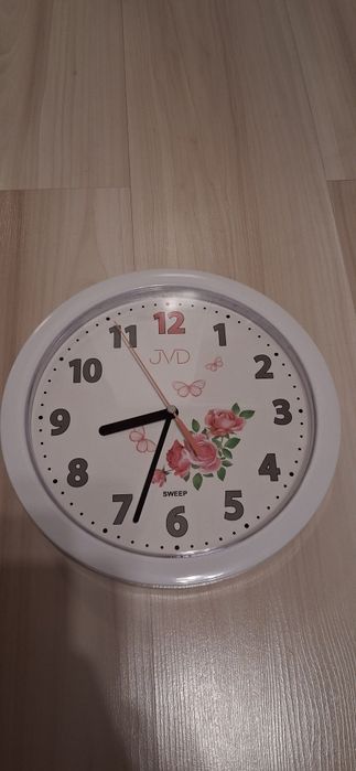 Okazja cenowa! Zegar ścienny JVG dla dziewczynki