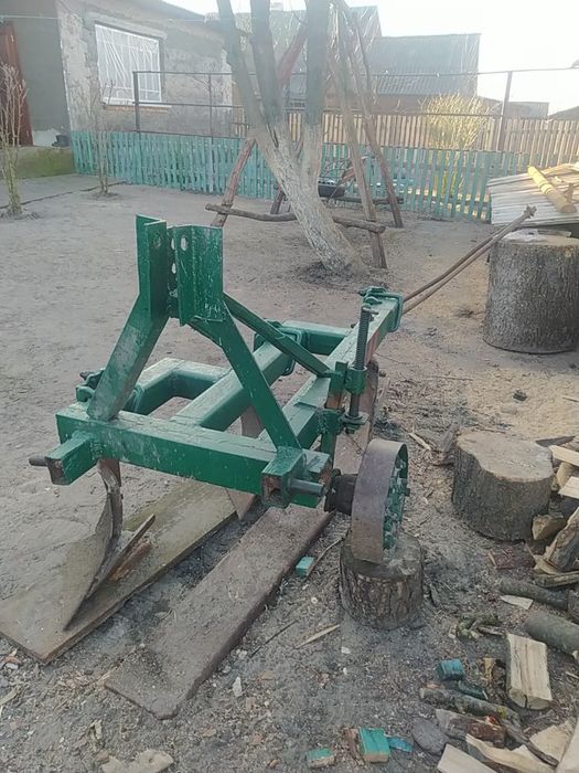 Продам плуг в доброму стані