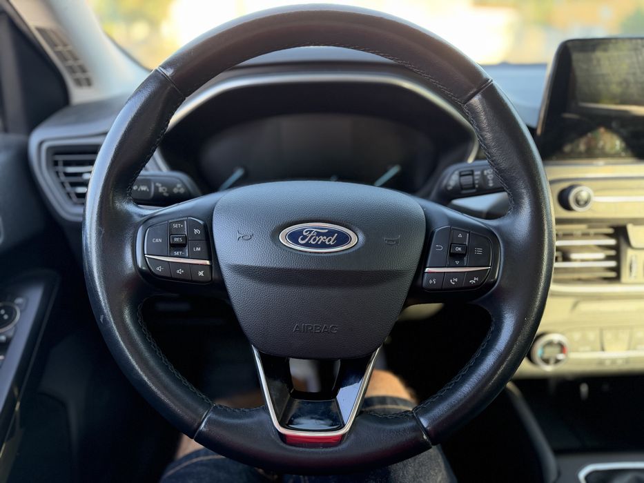 Ford Focus 1.0 Ecoboost Titanium X