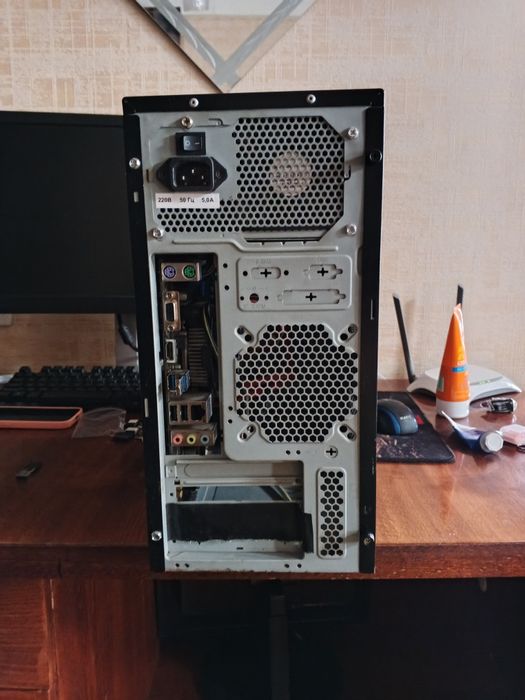 Компьютер i3 7100 /12gb DDR4/120gb SSD Samsung/Windows 10