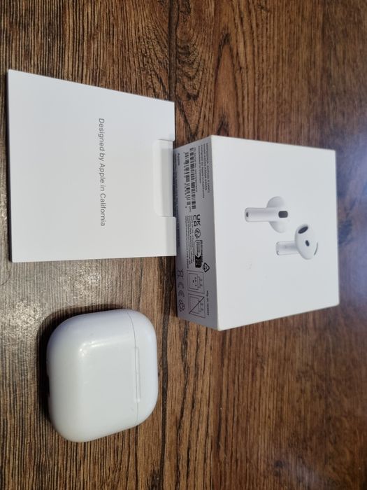 Słuchawki bluetooth  apple airpods 4 ANC