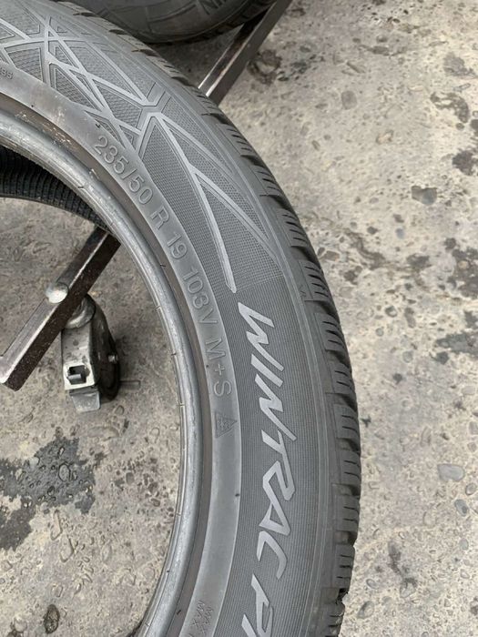 Шини 235/50 R19 пара Vredestein 2023p зима 7/6,6мм