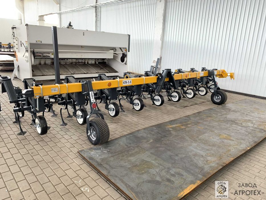 Культиватор міжрядний пропашний КРН-5,6 кпк,кум,кпр,кмр