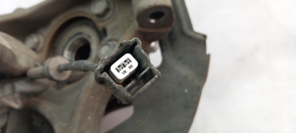 Manga de eixo frente esquerda NISSAN X-Trail (T32)