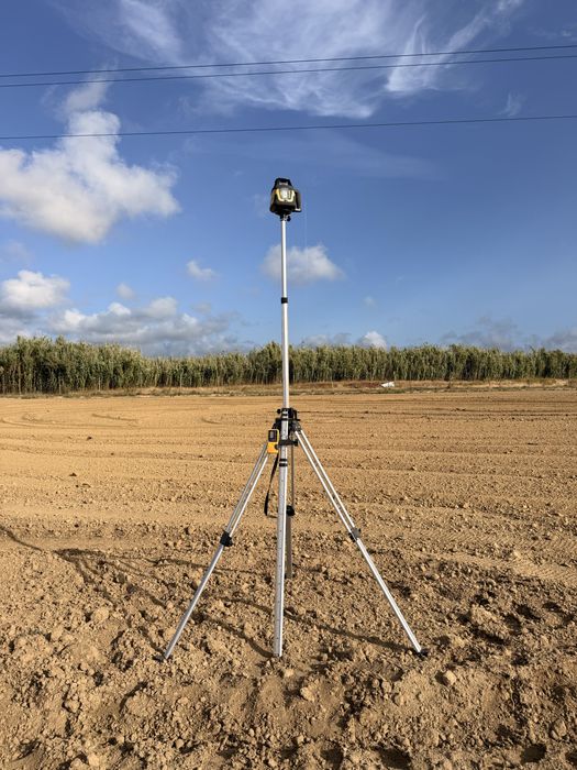 Niveladora a laser