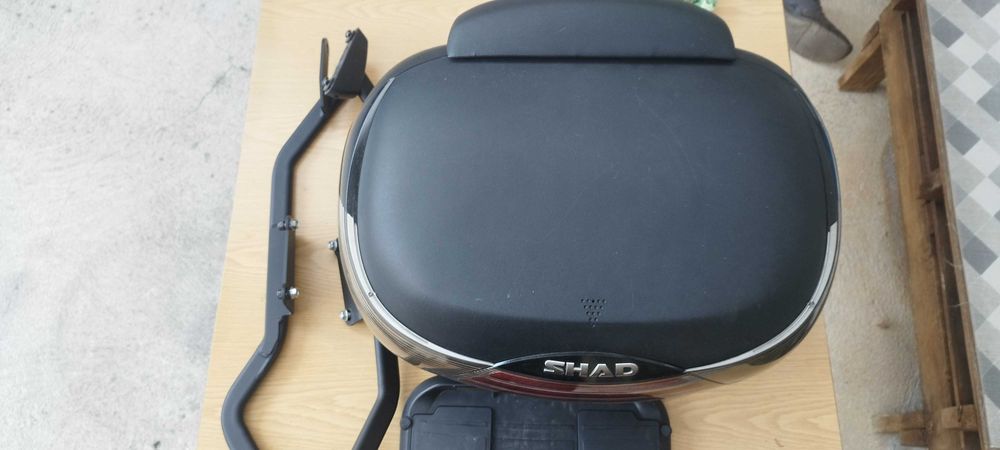 Top case, base e suporte