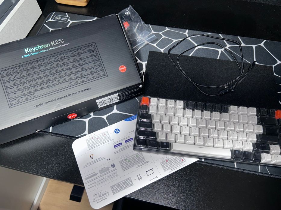 Механічна клавіатура Keychron K2 V2 RGB Hot-swap