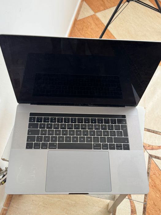 Mac pro para retirada de peças