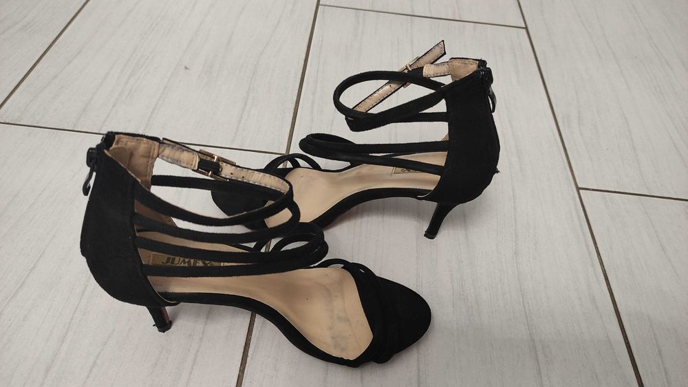 szpilki na paskach r. 38