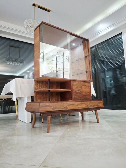 witryna gablotka serwantka oszklona z barkiem Design PRL