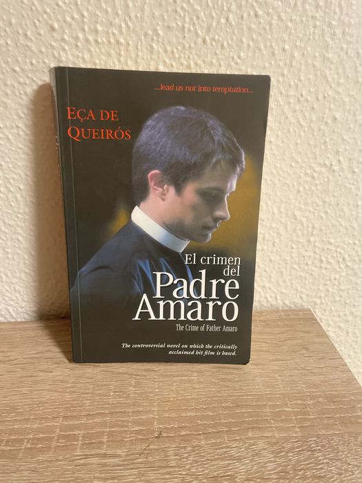 Livro "The Crime of Father Amaro" (O Crime do Padre Amaro) – Eça de Queirós (Ediçã