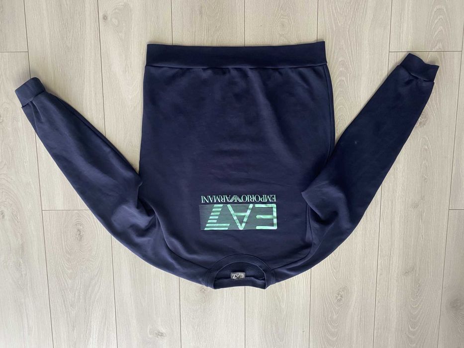 EMPORIO ARMANI r.L fit M oryginalna bluza bez kaptura męska