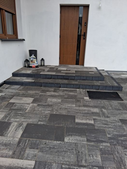 Układana kostki brukowej