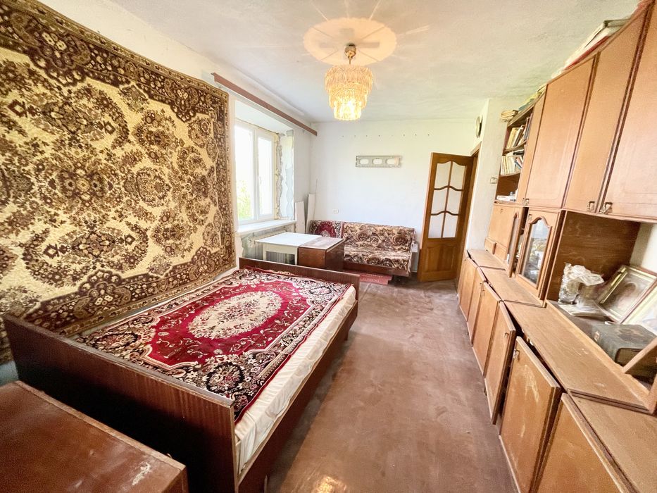 Продам двокімнатну квартиру. Автономне опалення.