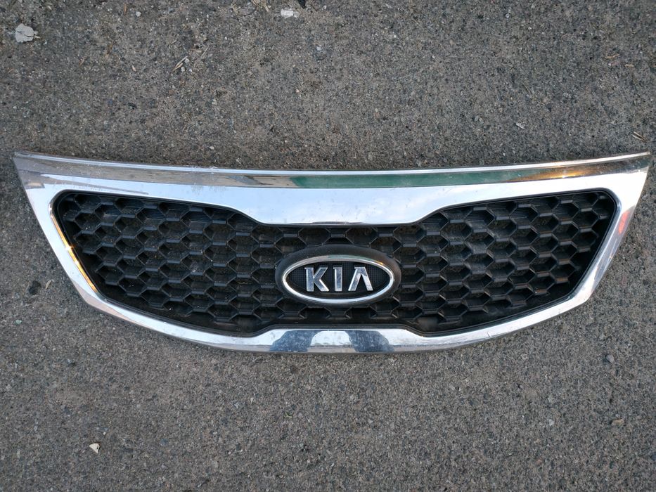 Решітка радіатора kia sorento 2 xm