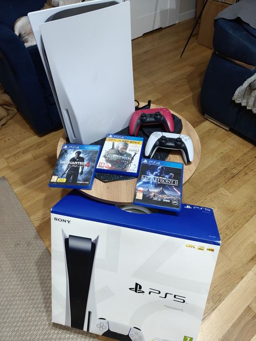 Ps5 fat + 2 pady biały i czerwony + 3 gry