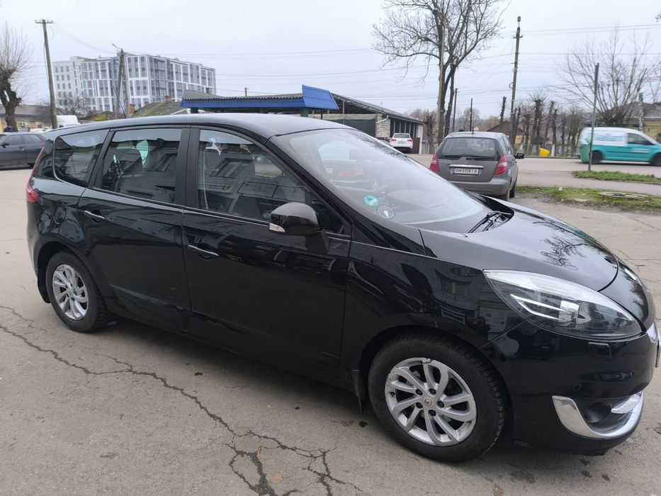 Рено гранд сценік