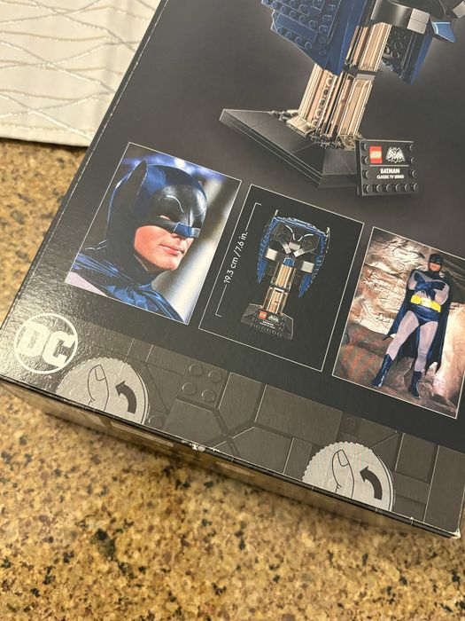 LEGO 76238 Capacete Batman Classic TV Series