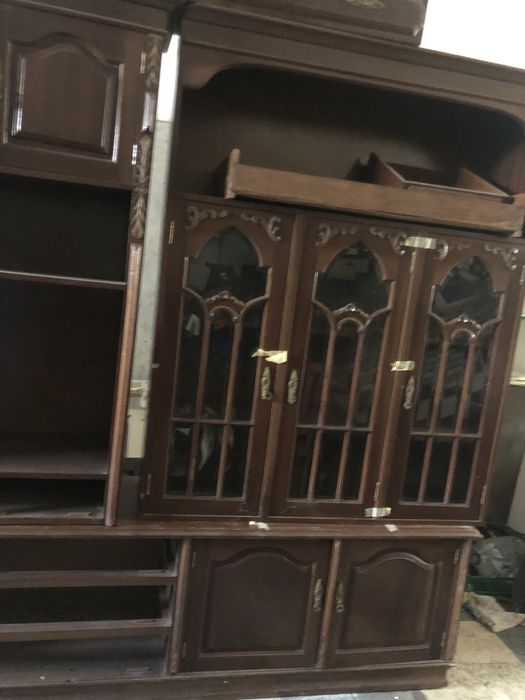 Movel de sala antigo madeira de qualidade P/ Desocupar Armazem