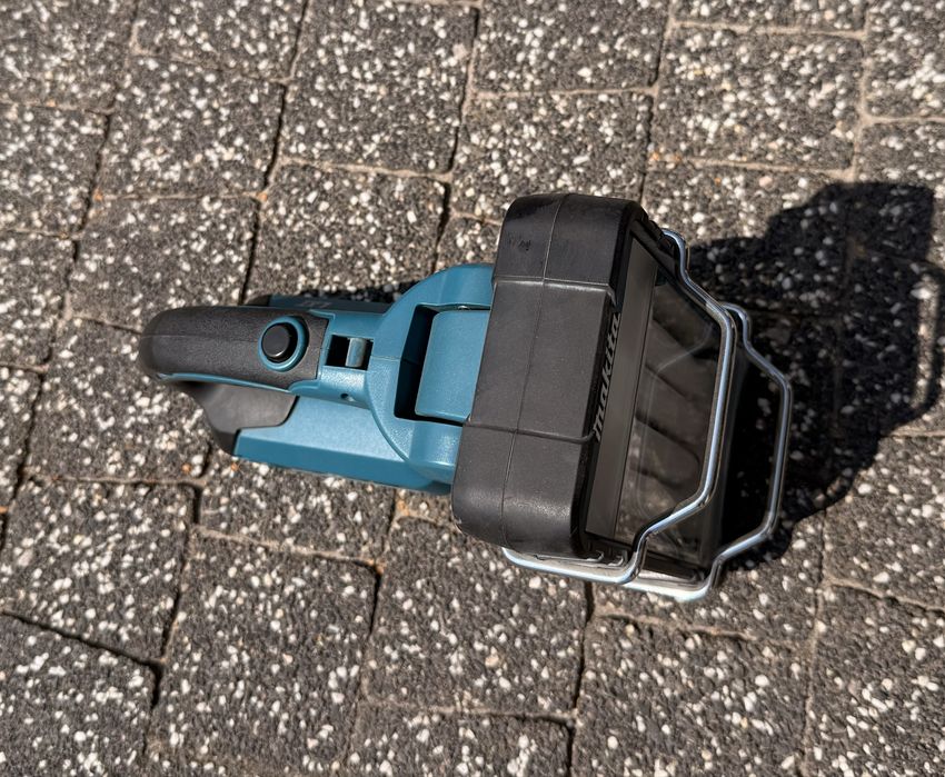 Latarka akumulatorowa Makita BML360
