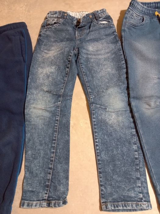 Zestaw spodni jeansy dresy 122