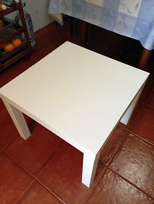White Coffee Table64751451751682120