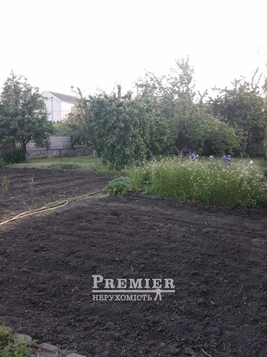 Ваш куточок спокою на Слободці – будинок з ремонтом і садом