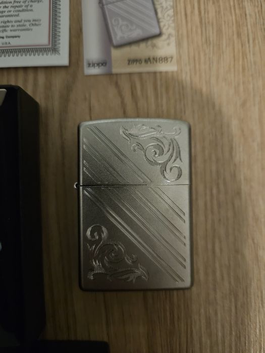 Isqueiro Zippo novo